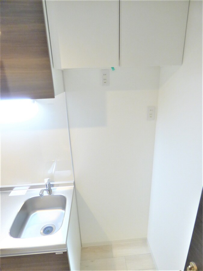 物件内観写真17　(冷蔵庫置場)