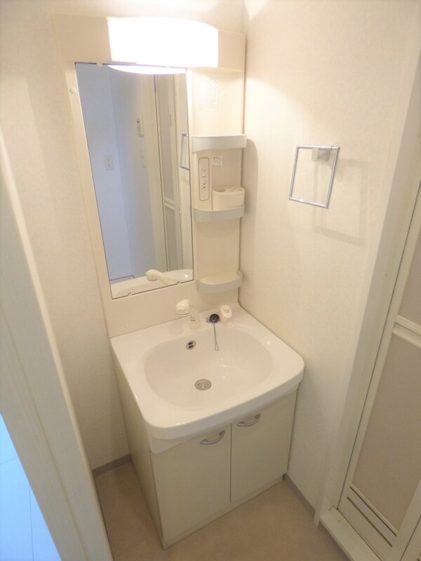 洗面所(シャンプードレッサー)