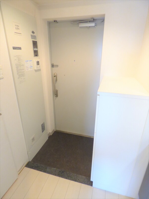 玄関(玄関ダブルロック)