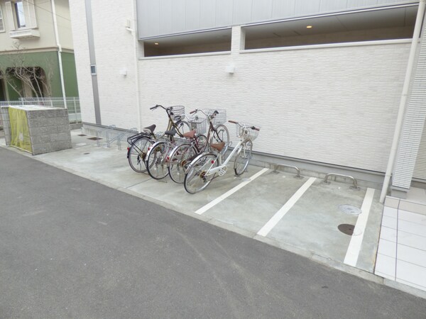 共用部(駐輪場)