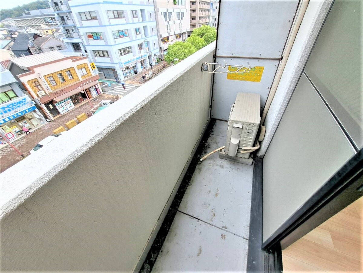 物件内観写真26　(南西向きバルコニーで日当たり良好)