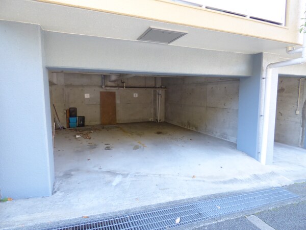 駐車場(敷地内駐車場)