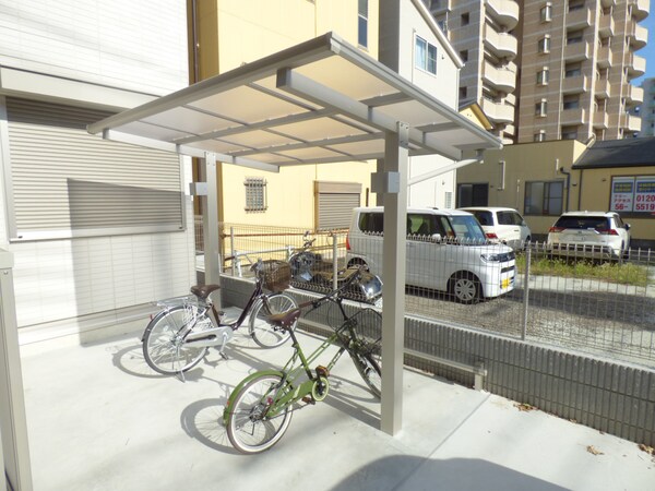共用部(駐輪場)