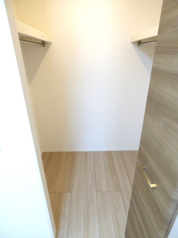 収納(ウォークインクローゼット)