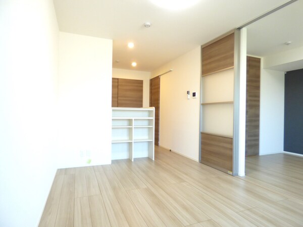 リビング(広々としたリビング)