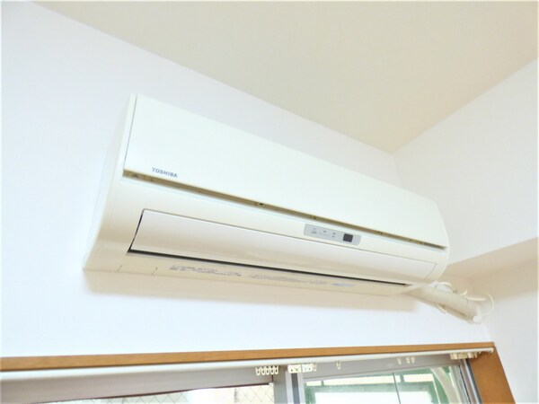 設備(エアコン付（残置物）)