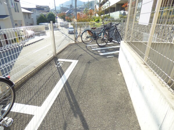 共用部(駐輪場)