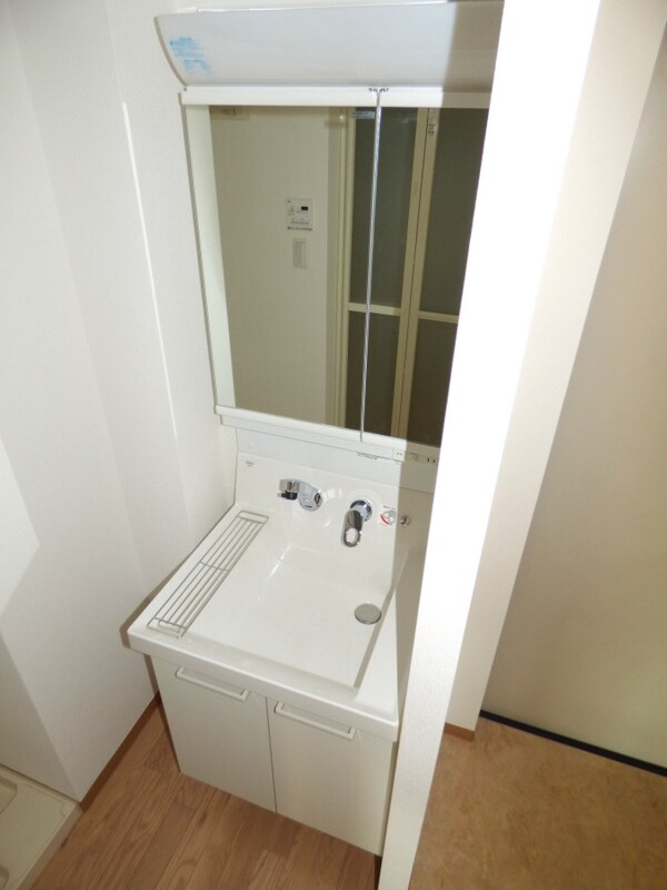 洗面所(シャンプードレッサー)