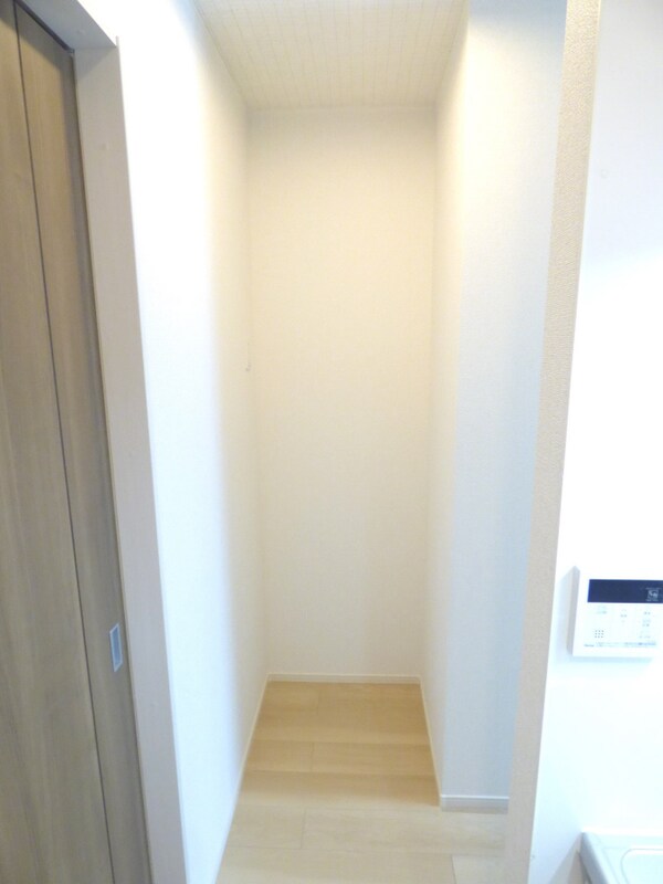 その他部屋・スペース(冷蔵庫置場)