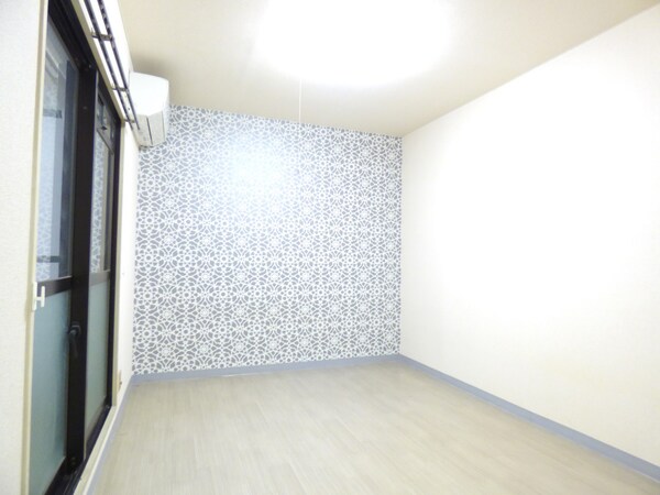 居室(オシャレなフローリング)