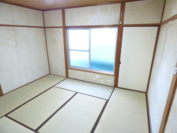 その他部屋・スペース(広々とした和室)