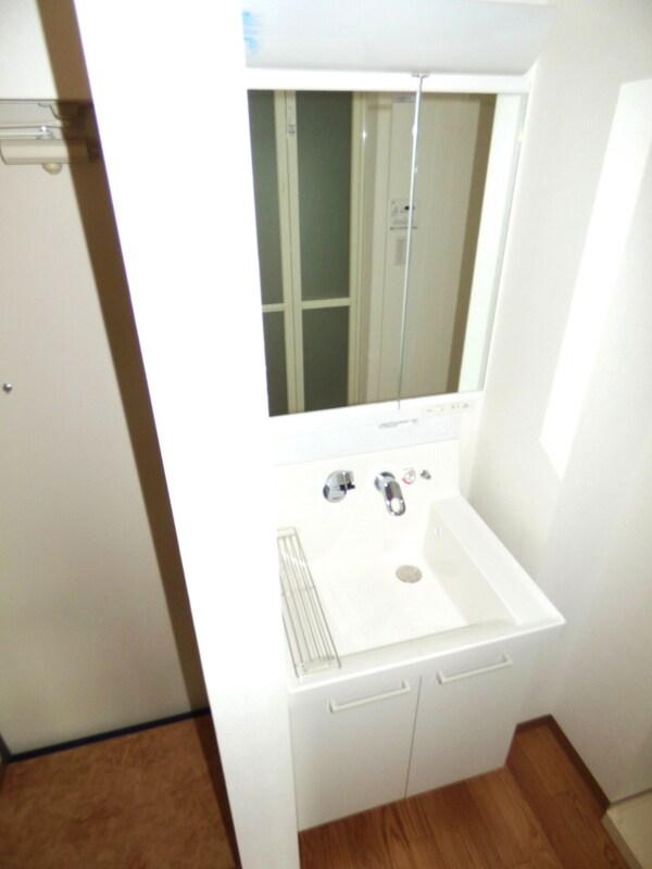 洗面所(シャンプードレッサー)