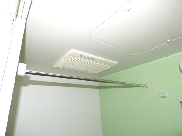 設備(浴室乾燥機)