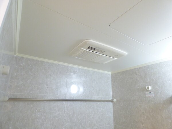 設備(浴室乾燥機)