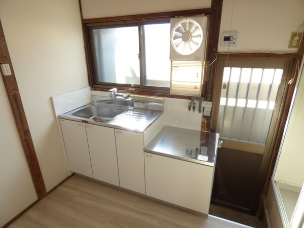 キッチン(ガスキッチン新調)