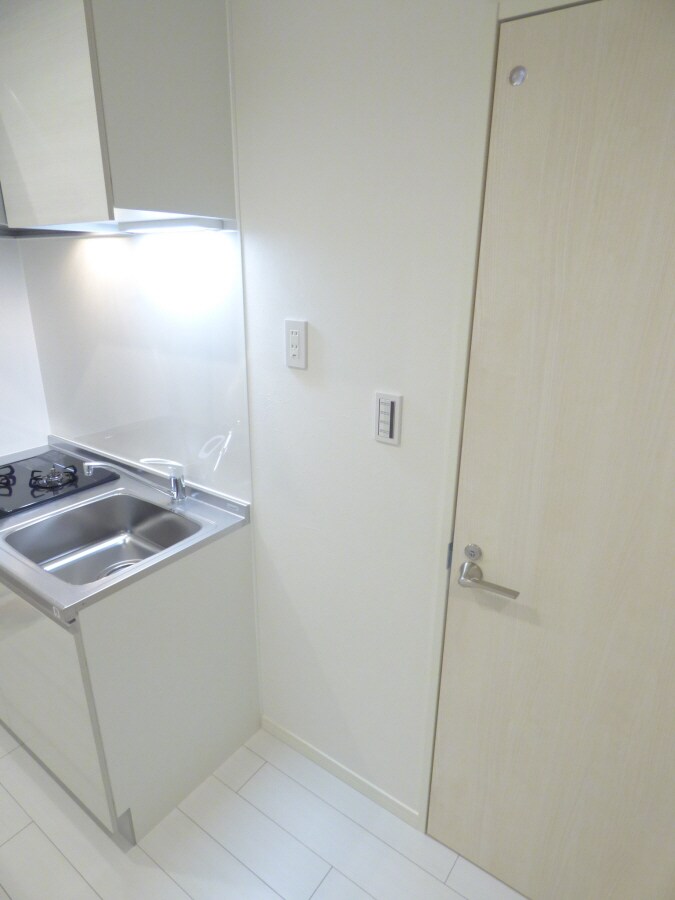 物件内観写真17　(冷蔵庫置場)