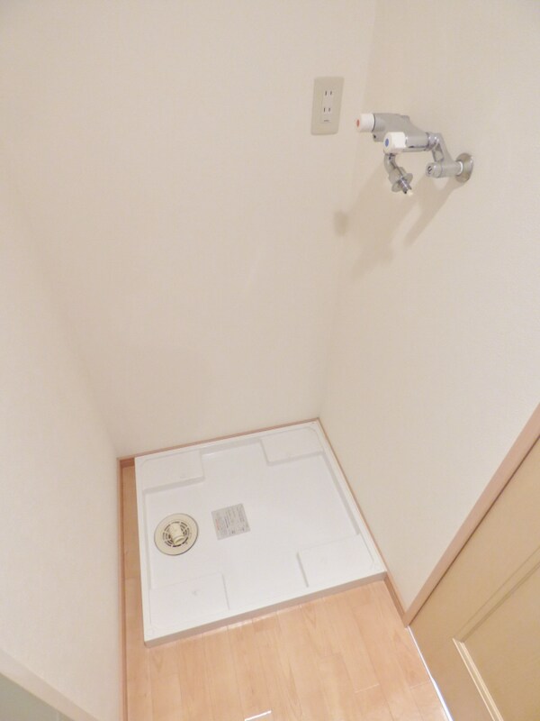 洗面所(室内洗濯機置場)