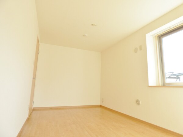 居室(キレイな洋室)