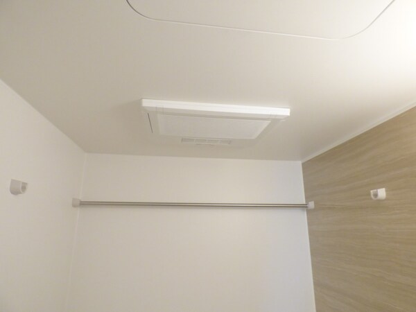 設備(浴室暖房換気乾燥機)