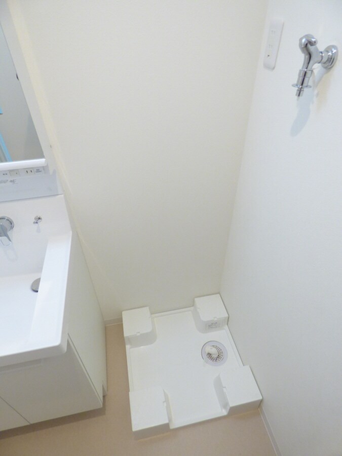 物件内観写真15　(室内洗濯機置場)