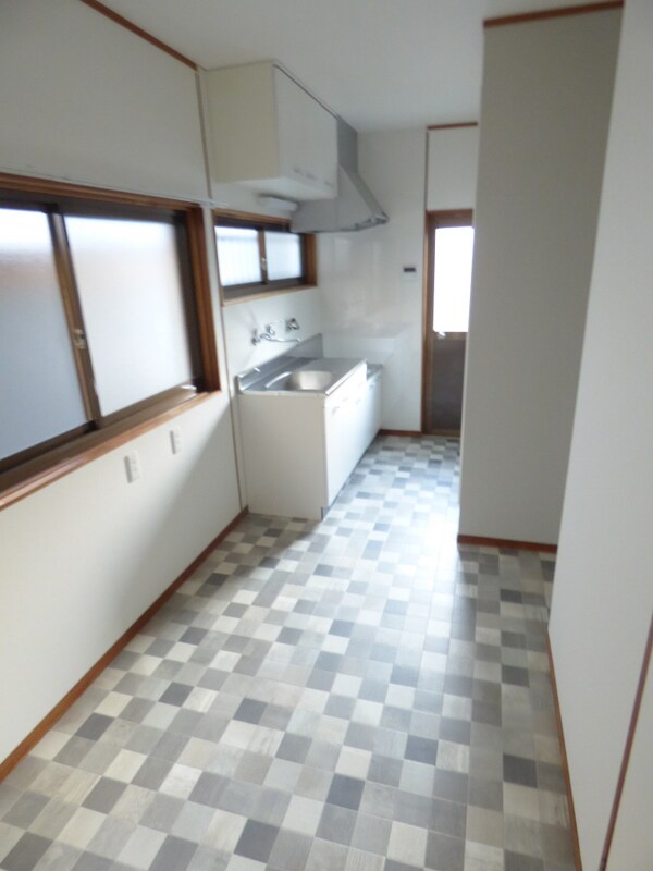 ダイニング(オシャレなクッションフロアのキッチンスペース)