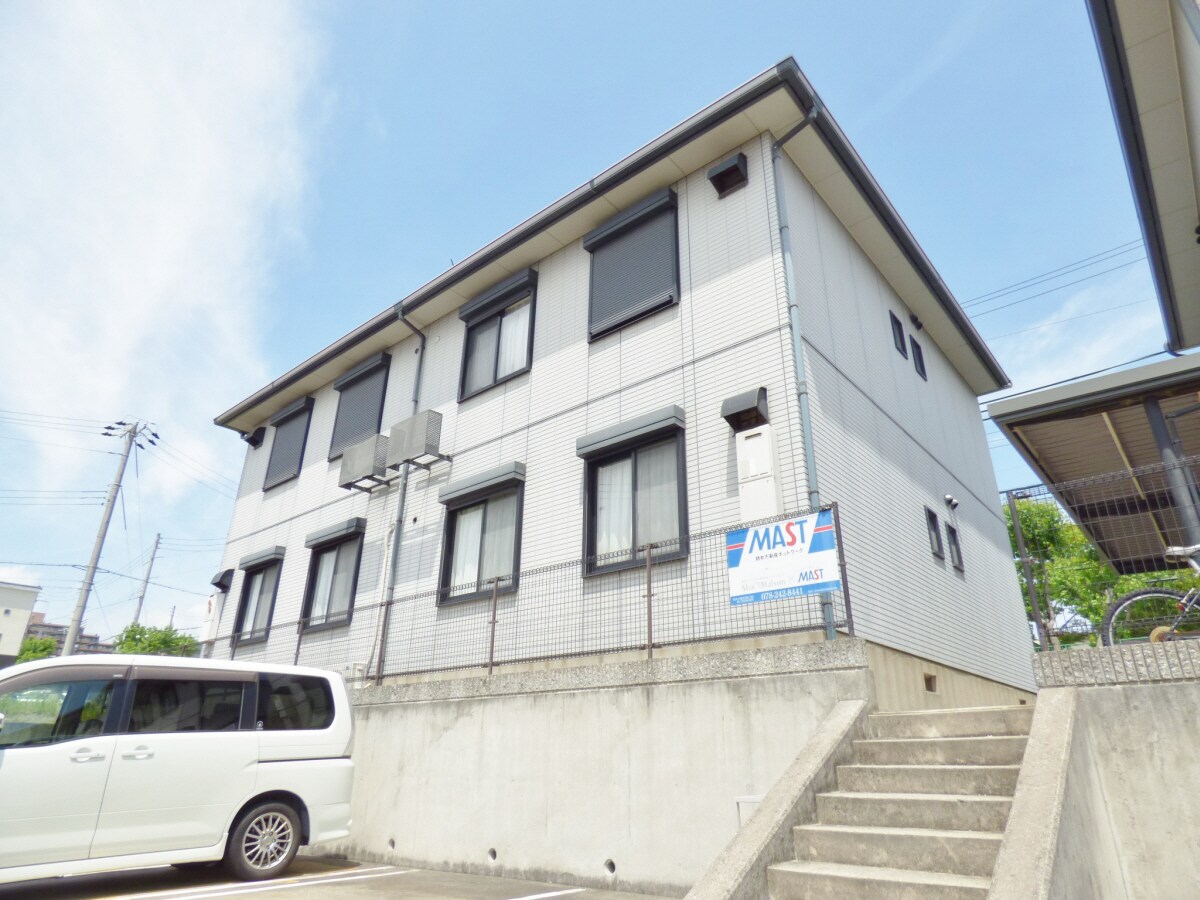 物件外観写真1　(積水ハウス施工)