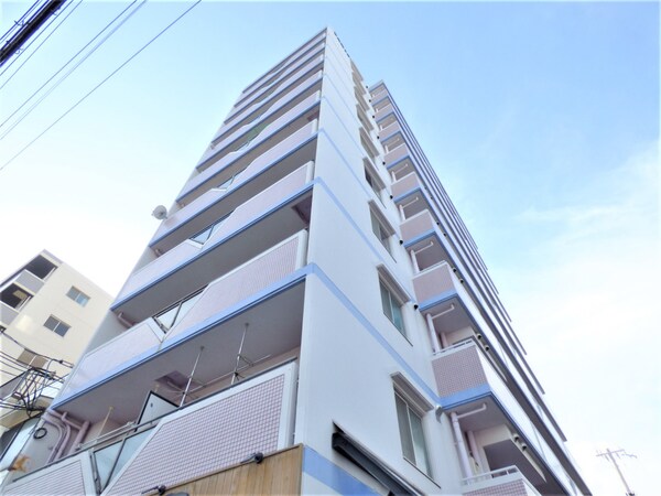 外観(タイル張りのキレイな平成築マンション)