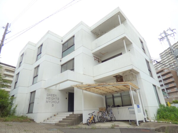 外観(鉄筋コンクリート造のしっかりとしたマンション)