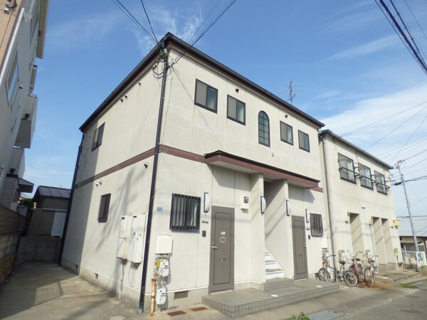 外観(ワンフロア２戸で全室角部屋設計)