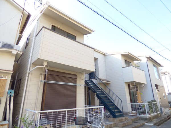 外観(ワンフロア２戸で全室角部屋)