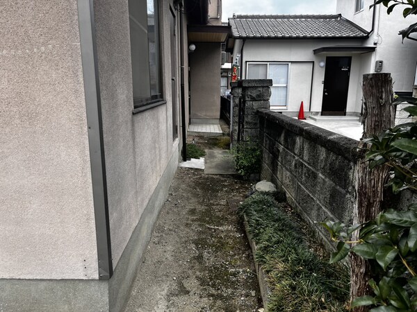 敷地内／建物