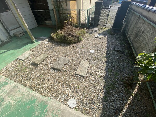 敷地内／建物