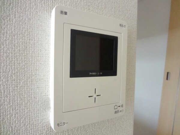 セキュリティ(ＴＶモニター付きインターフォンで安心ですよ)