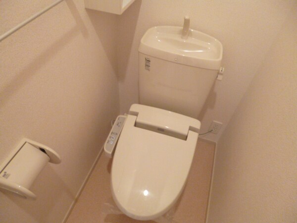 トイレ(暖房便座付きです)