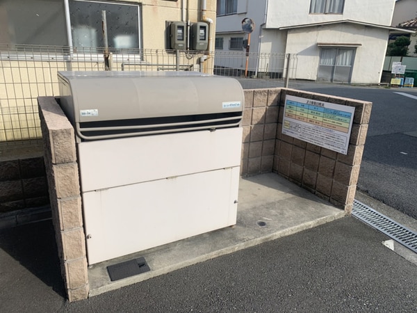 敷地内／建物