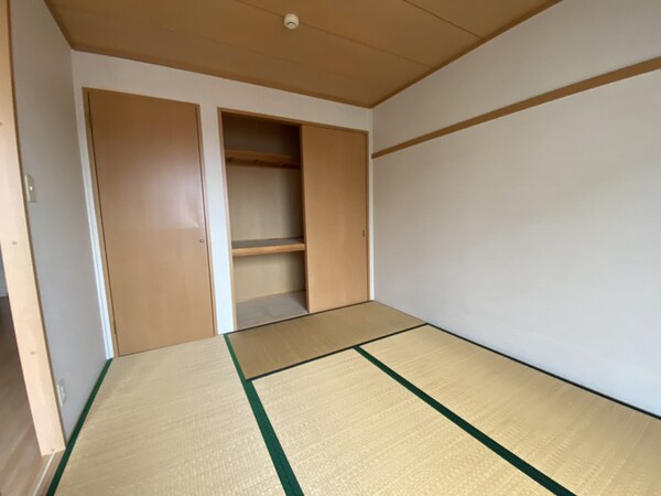 寝室
