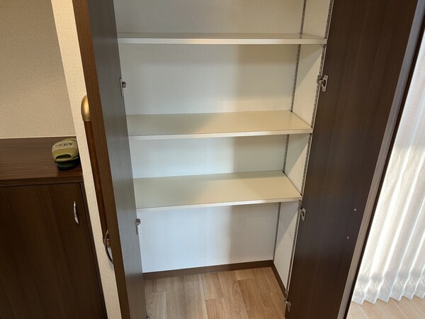 収納