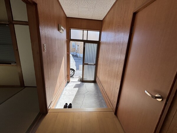 玄関