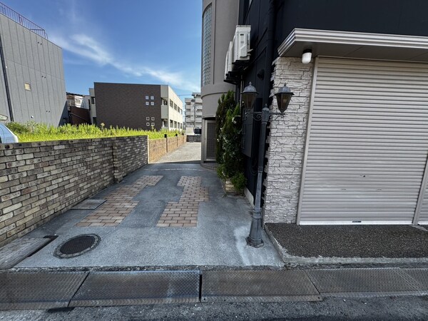敷地内／建物
