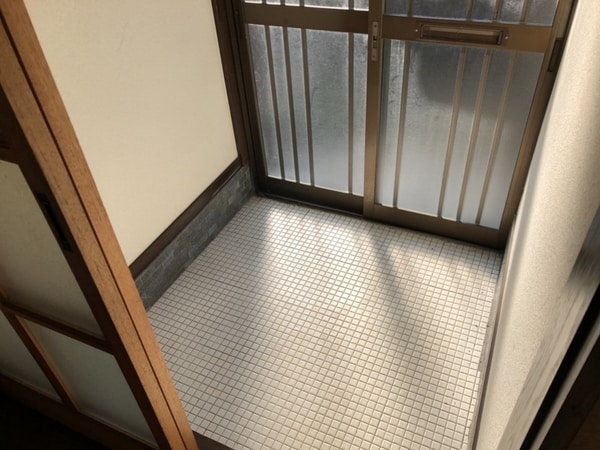 玄関