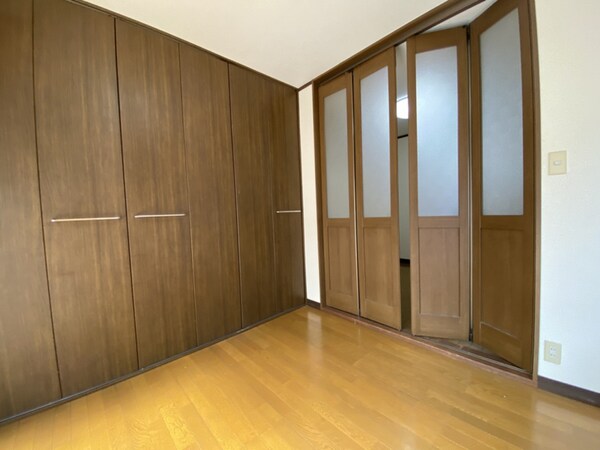 寝室