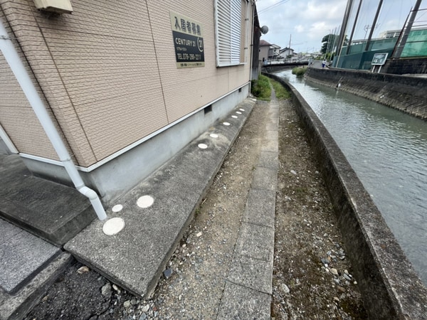 敷地内／建物