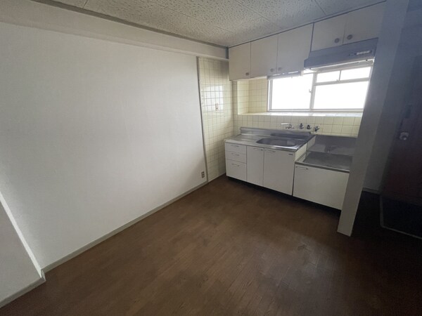 敷地内／建物