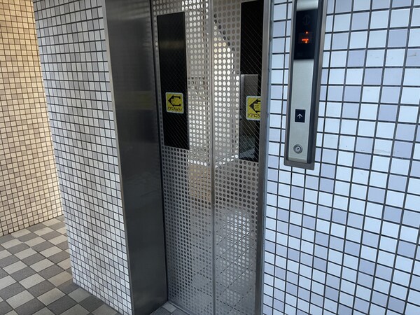 敷地内／建物