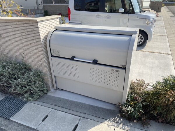 敷地内／建物