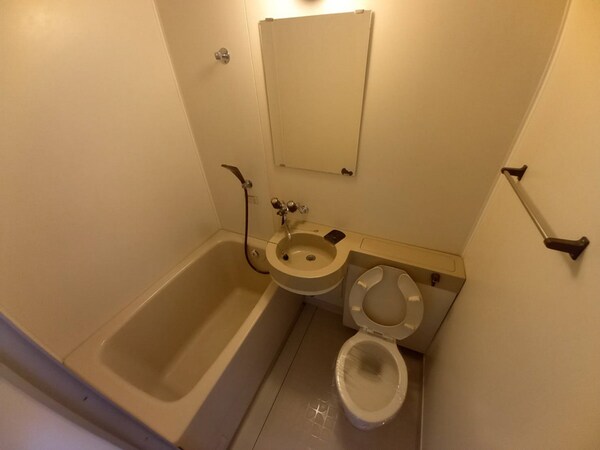 バス／シャワールーム等