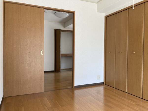 寝室