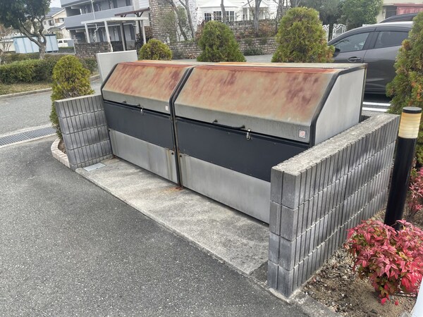 敷地内／建物