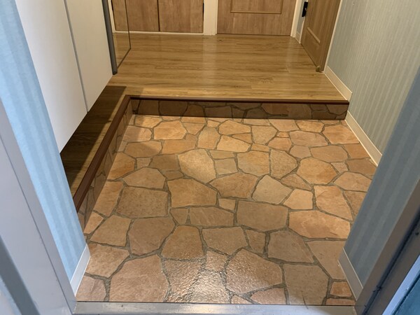 玄関(写真はモデルです)