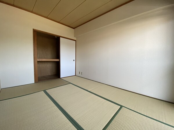 寝室